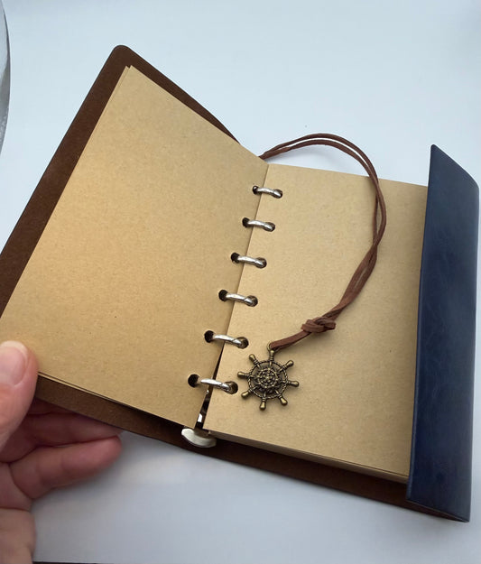 Soul Compass Journal – Vegan Leather, Refillable & Unlined