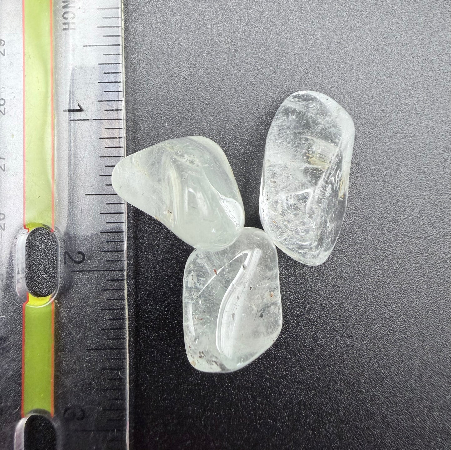 Blue Topaz – Healing, Clarity & Emotional Renewal