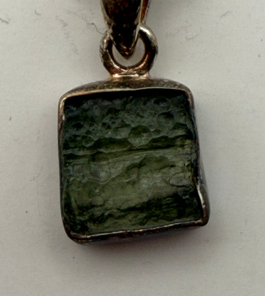Natural Moldavite Pendant – Extraterrestrial Wisdom
