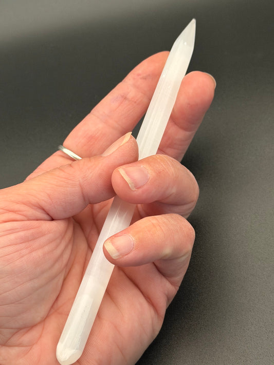Selenite Ritual Wand – Open Sacred Circles & Moon Magic
