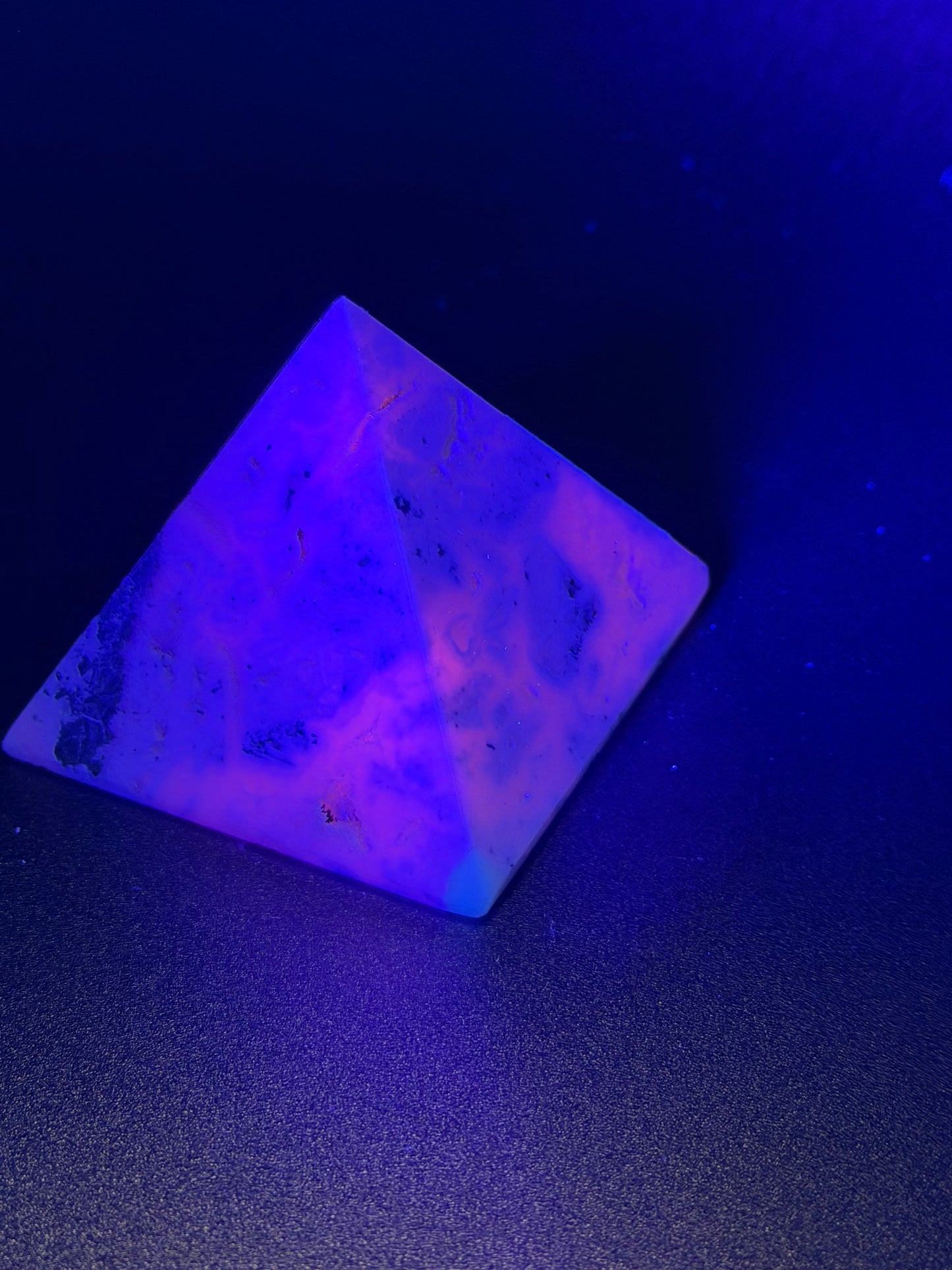 Mangano Calcite Pyramid – Raise Loving Energy