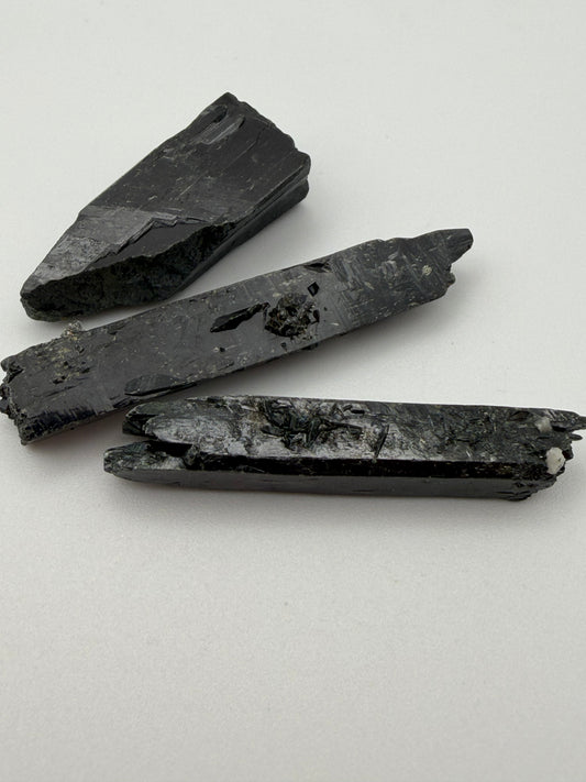 Aegirine Blades - The Stone of Strength and Energetic Protection