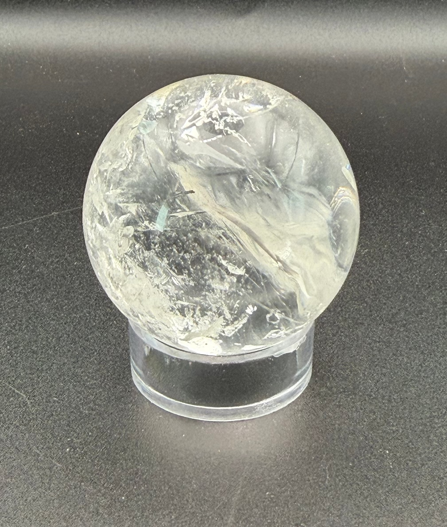 Clear Quartz Sphere – Clarity, Rainbows & Energy Amplification